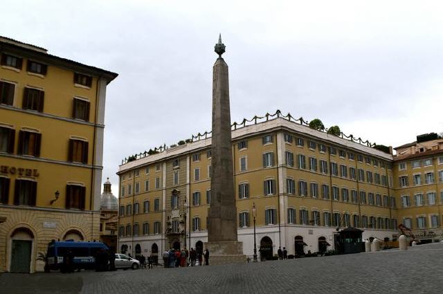 Rom - Piazza di Montecitorio